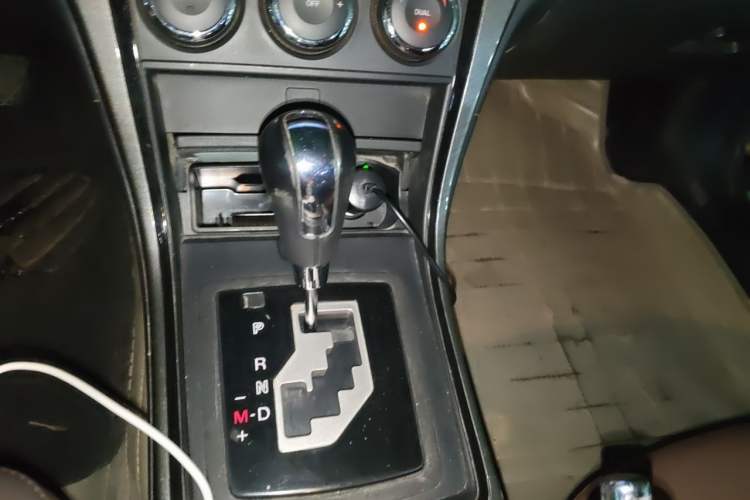 Used Mazda 6 2012 2.0L Automatic Elite Edition Gear Lever
