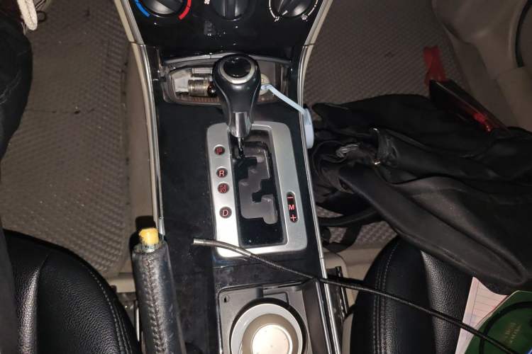 Used Mazda 6 2012 2.0L Automatic Fashion Edition Gear Lever