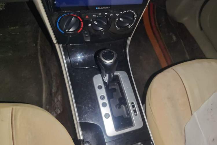 Used Mazda 6 2012 2.0L Automatic Fashion Edition Gear Lever