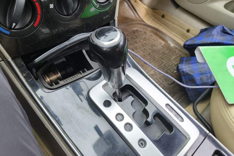 Used Mazda 6 2012 2.0L Automatic Fashion Edition Gear Lever