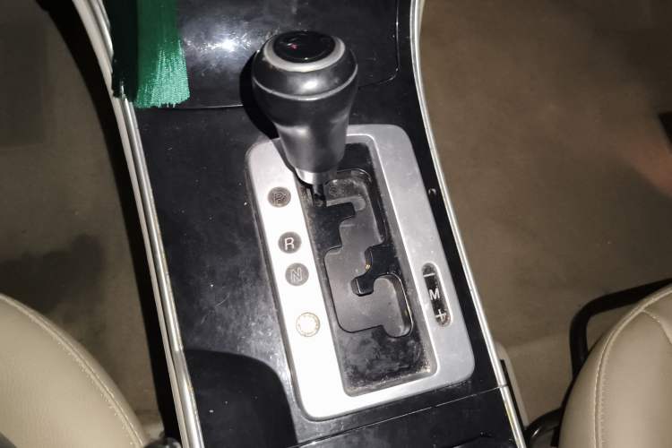 Used Mazda 6 2012 2.0L Automatic Fashion Edition Gear Lever