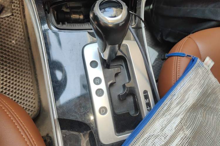 Used Mazda 6 2012 2.0L Automatic Fashion Edition Gear Lever