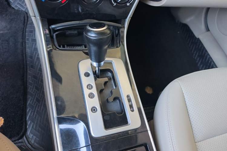 Used Mazda 6 2012 2.0L Automatic Fashion Edition Gear Lever