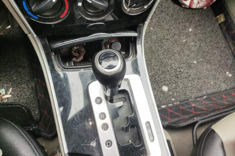Used Mazda 6 2012 2.0L Automatic Fashion Edition Gear Lever