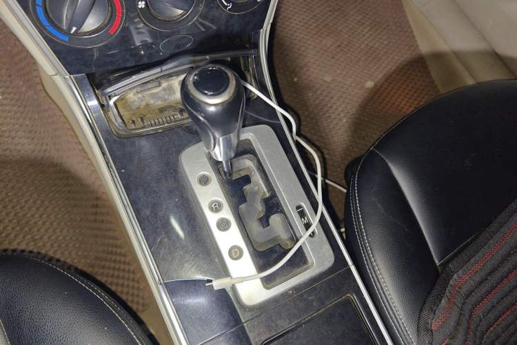Used Mazda 6 2012 2.0L Automatic Fashion Edition Gear Lever