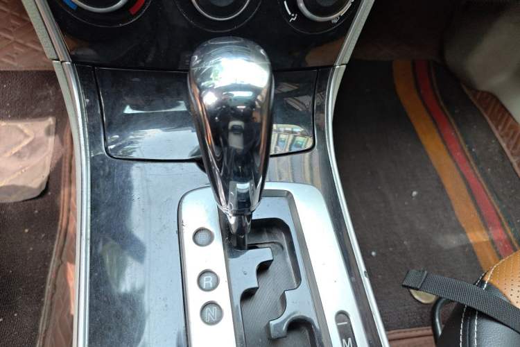 Used Mazda 6 2012 2.0L Automatic Fashion Edition Gear Lever
