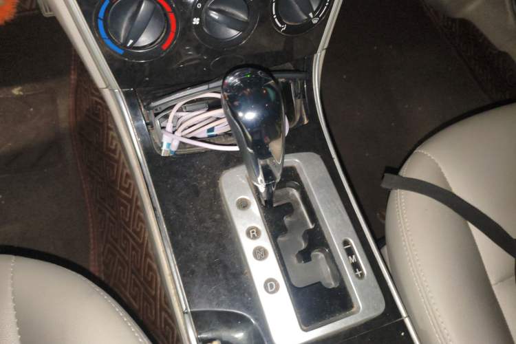 Used Mazda 6 2012 2.0L Automatic Fashion Edition Gear Lever