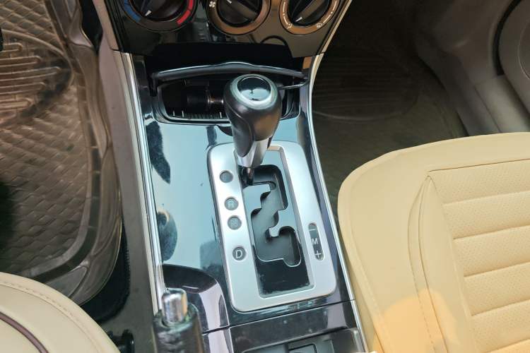 Used Mazda 6 2012 2.0L Automatic Fashion Edition Gear Lever