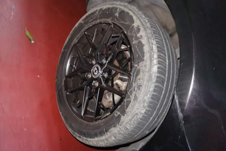 Used Mazda 6 2012 2.0L Automatic Fashion Edition Right Front Wheel Hub