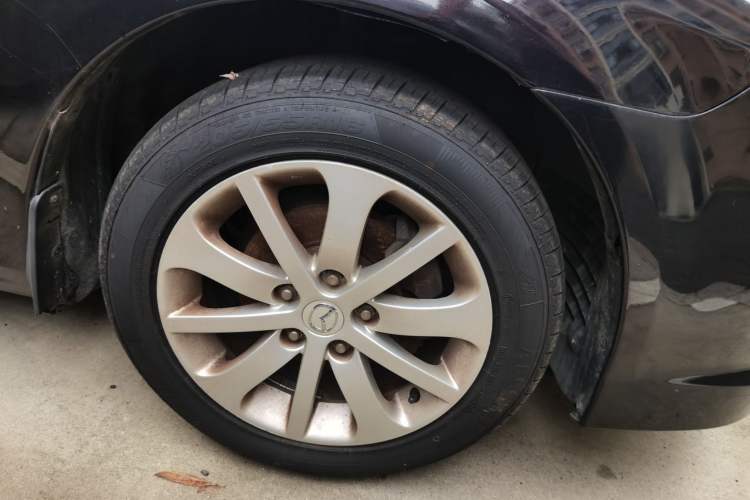 Used Mazda 6 2012 2.0L Automatic Fashion Edition Right Front Wheel Hub