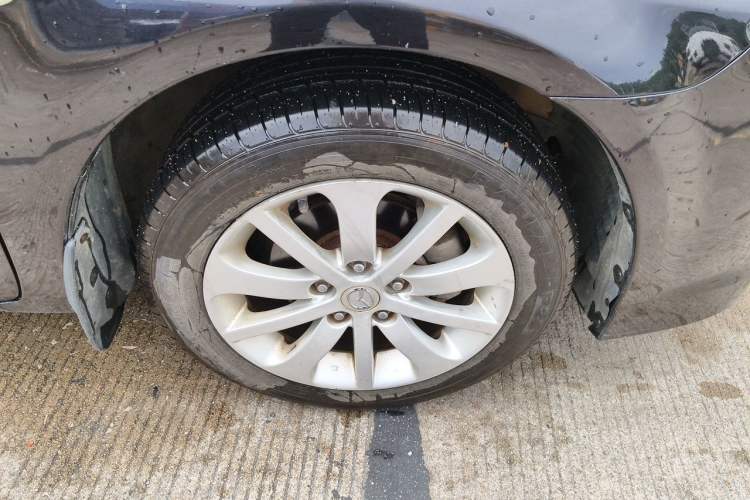 Used Mazda 6 2012 2.0L Automatic Fashion Edition Right Front Wheel Hub