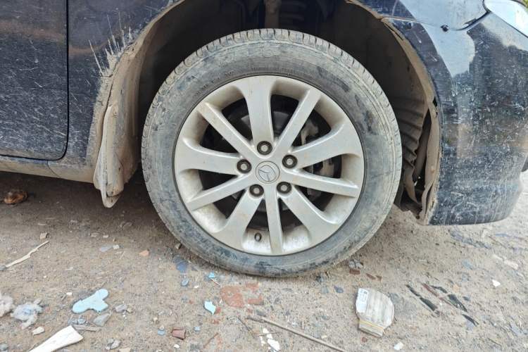 Used Mazda 6 2012 2.0L Automatic Fashion Edition Right Front Wheel Hub