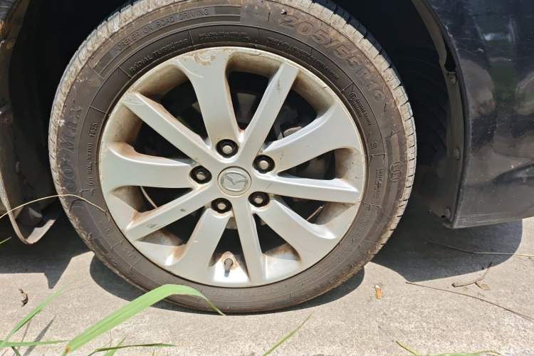 Used Mazda 6 2012 2.0L Automatic Fashion Edition Right Front Wheel Hub