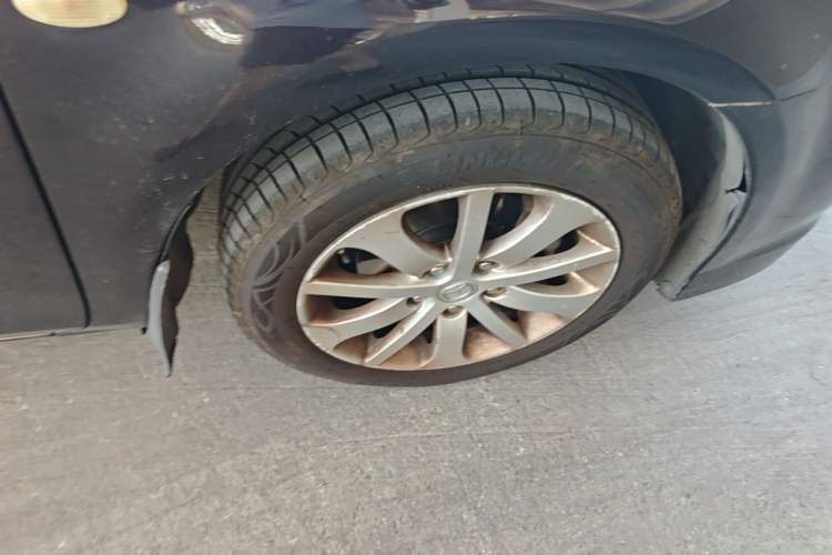 Used Mazda 6 2012 2.0L Automatic Fashion Edition Right Front Wheel Hub