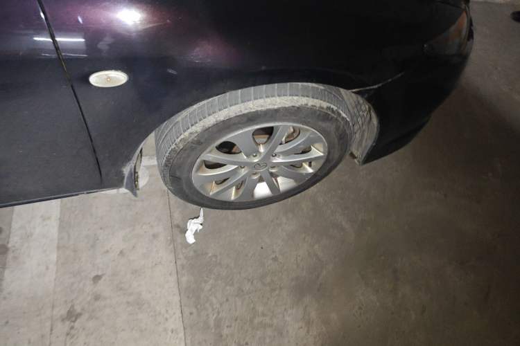 Used Mazda 6 2012 2.0L Automatic Fashion Edition Right Front Wheel Hub