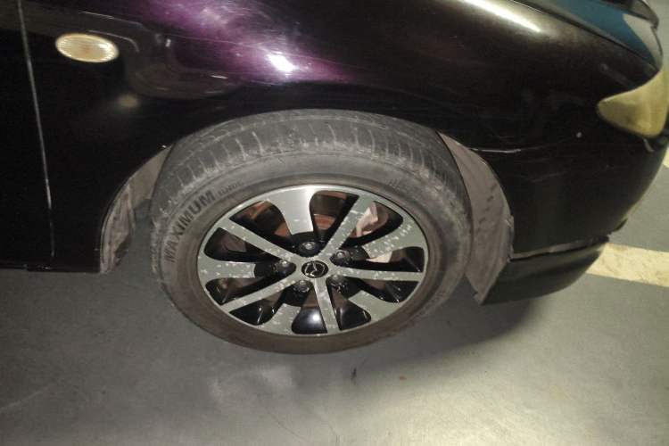 Used Mazda 6 2012 2.0L Automatic Fashion Edition Right Front Wheel Hub
