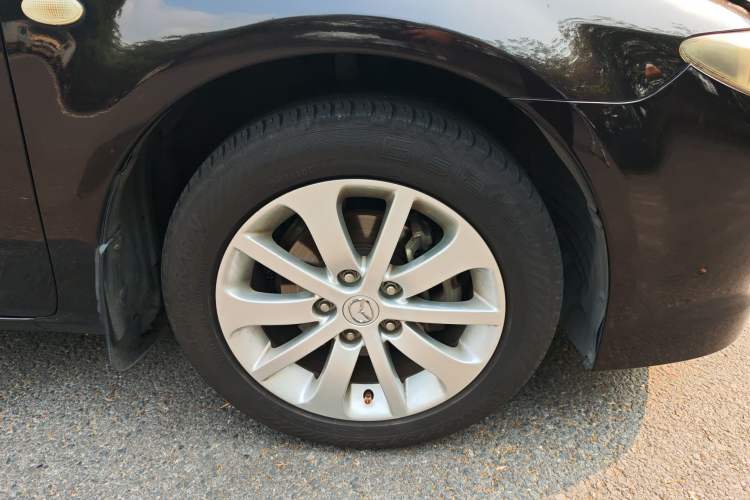 Used Mazda 6 2012 2.0L Automatic Fashion Edition Right Front Wheel Hub