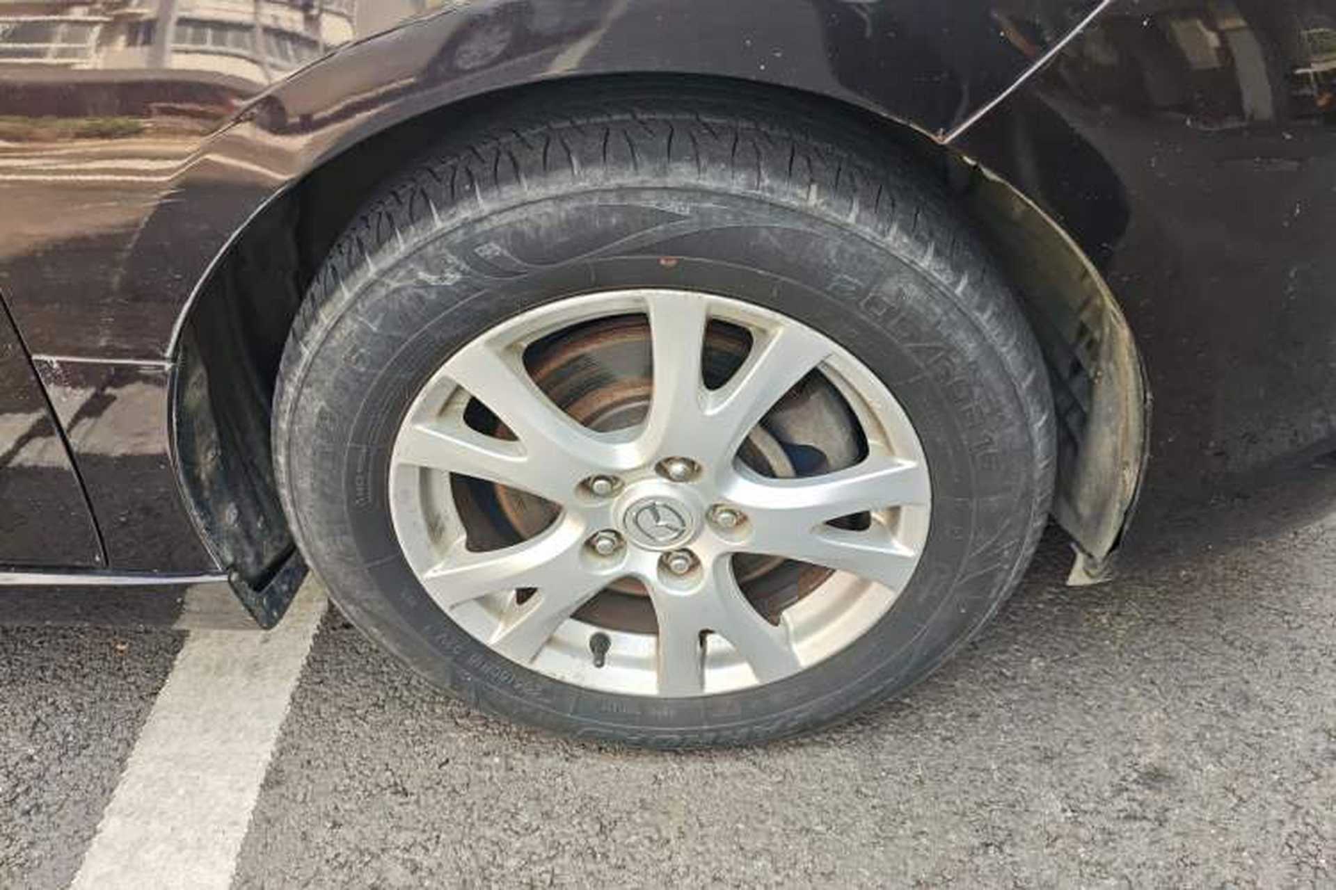 Used Mazda 6 2012 2.0L Automatic Elite Edition Right Front Wheel Hub