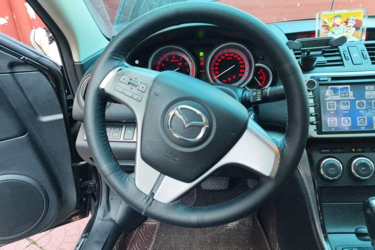 Used Mazda 6 2012 2.0L Automatic Elite Edition Steering Wheel