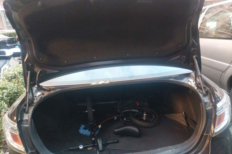 Used Mazda 6 2012 2.0L Automatic Elite Edition Trunk