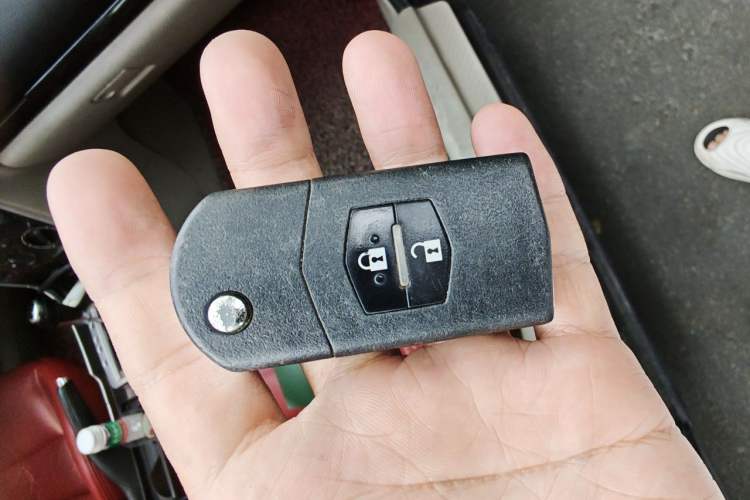 Used Mazda 6 2012 2.0L Automatic Fashion Edition Vehicle Key