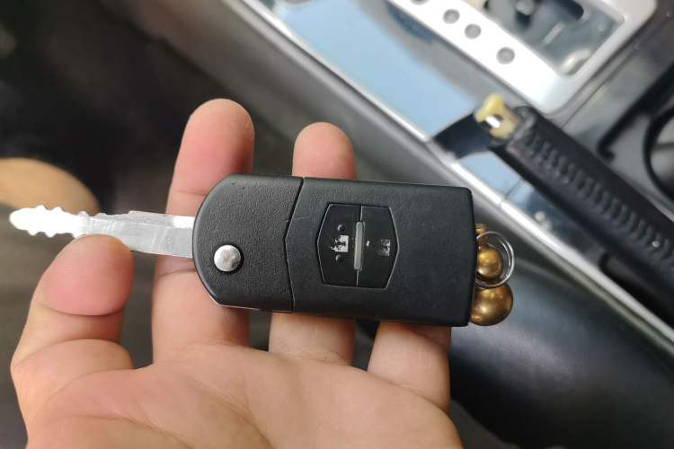 Used Mazda 6 2012 2.0L Automatic Fashion Edition Vehicle Key