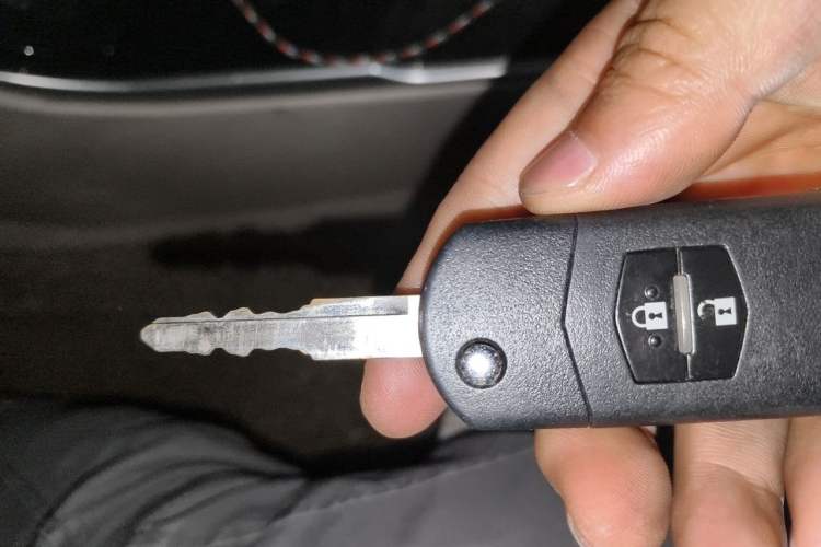 Used Mazda 6 2012 2.0L Automatic Fashion Edition Vehicle Key
