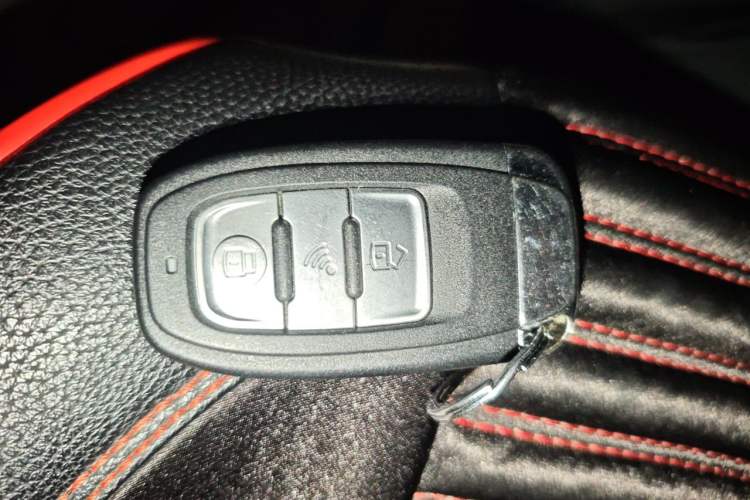 Used Mazda 6 2012 2.0L Automatic Fashion Edition Vehicle Key