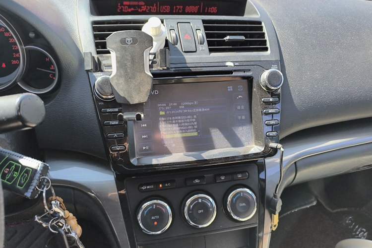 Used Mazda 6 2012 2.0L Automatic Elite Edition Audio And AC Panel
