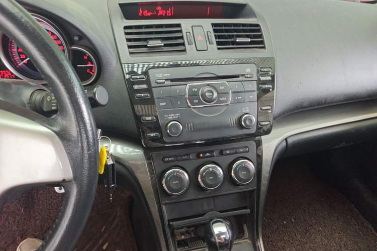Used Mazda 6 2012 Coupe 2.0L Automatic Elite Edition Audio And AC Panel