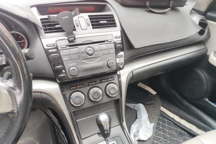 Used Mazda 6 2012 2.0L Automatic Luxury Edition Audio And AC Panel