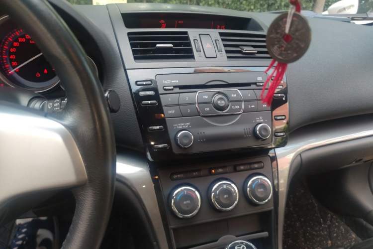 Used Mazda 6 2012 2.0L Automatic Luxury Edition Audio And AC Panel