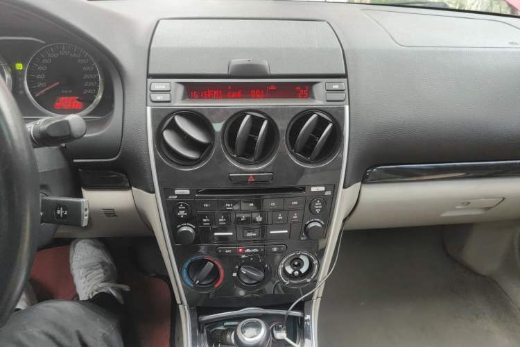 Used Mazda 6 2012 2.0L Automatic Fashion Edition Audio And AC Panel