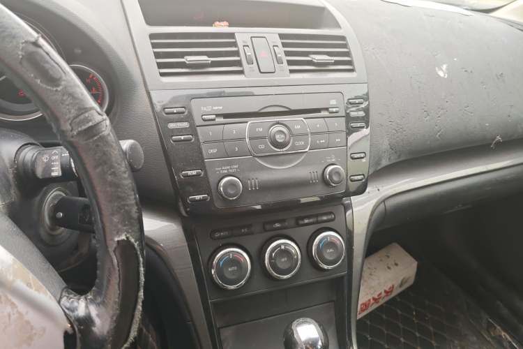 Used Mazda 6 2012 2.0L Automatic Elite Edition Audio And AC Panel