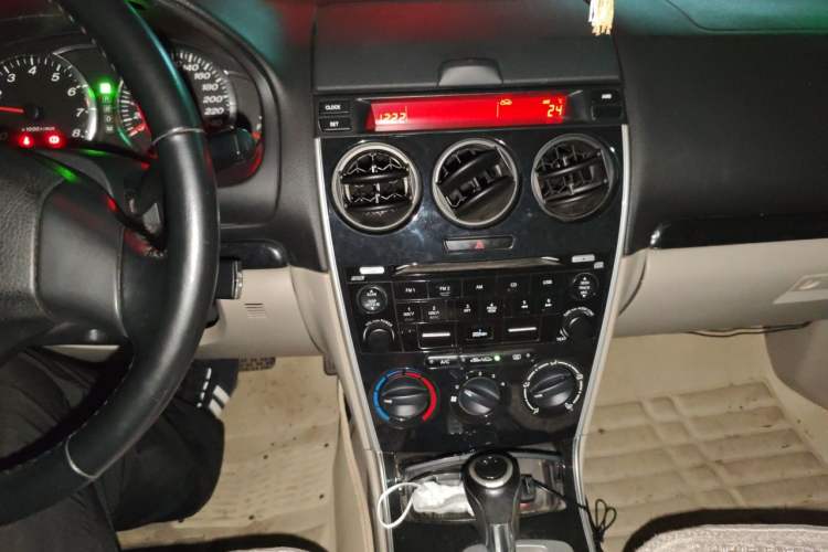 Used Mazda 6 2012 2.0L Automatic Fashion Edition Audio And AC Panel
