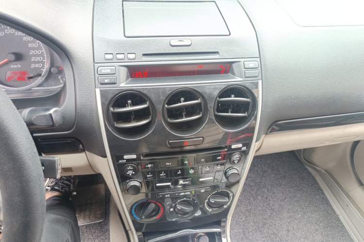 Used Mazda 6 2012 2.0L Automatic Fashion Edition Audio And AC Panel