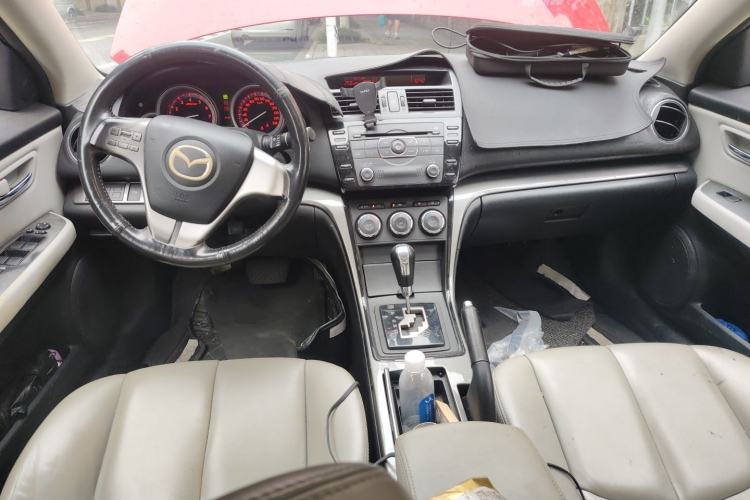 Used Mazda 6 2012 2.0L Automatic Luxury Edition Center Console