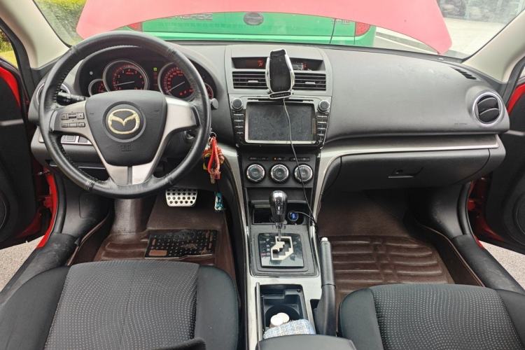 Used Mazda 6 2012 Coupe 2.0L Automatic Elite Edition Center Console