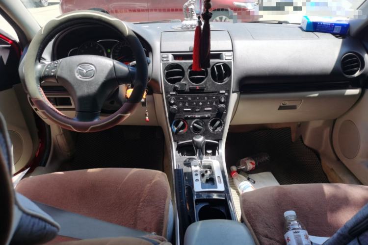 Used Mazda 6 2012 2.0L Automatic Fashion Edition Center Console