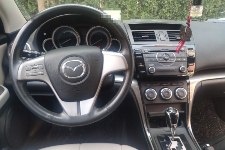 Used Mazda 6 2012 2.0L Automatic Luxury Edition Center Console