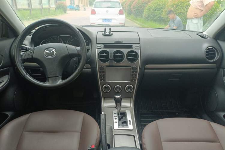 Used Mazda 6 2012 2.0L Automatic Fashion Edition Center Console