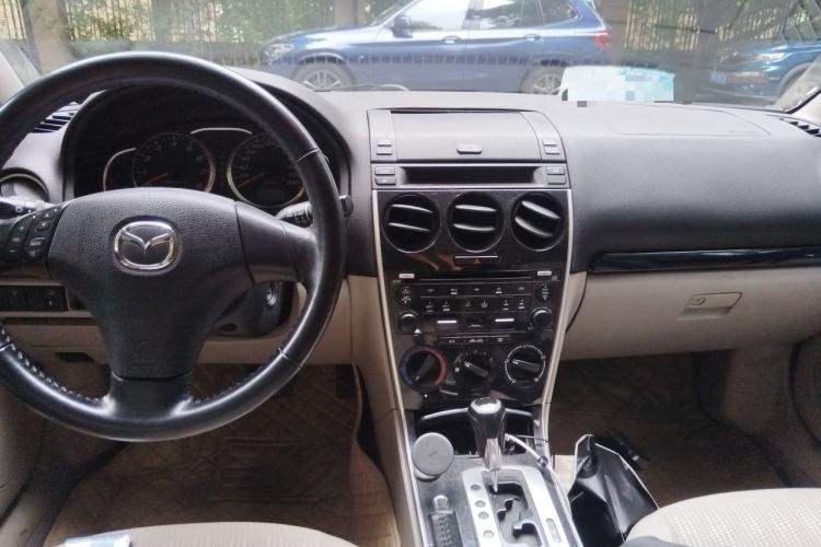 Used Mazda 6 2012 2.0L Automatic Fashion Edition Center Console