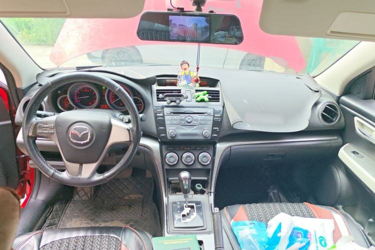 Used Mazda 6 2012 2.0L Automatic Elite Edition Center Console