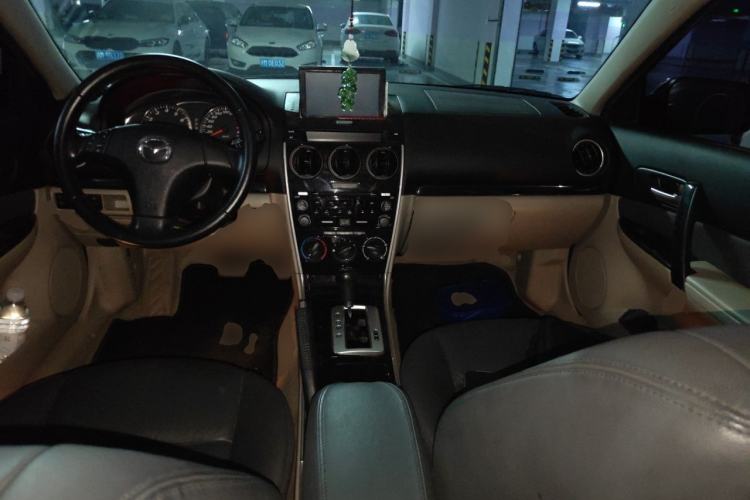 Used Mazda 6 2012 2.0L Automatic Fashion Edition Center Console