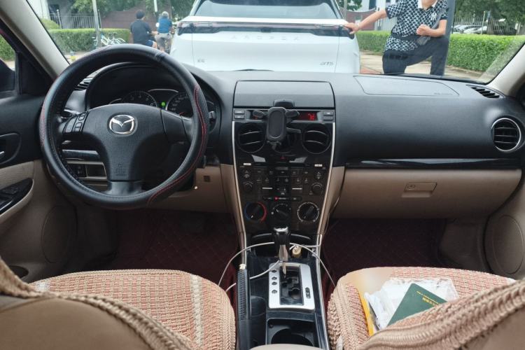 Used Mazda 6 2012 2.0L Automatic Fashion Edition Center Console