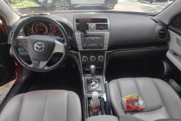 Used Mazda 6 2012 2.0L Automatic Luxury Edition Center Console