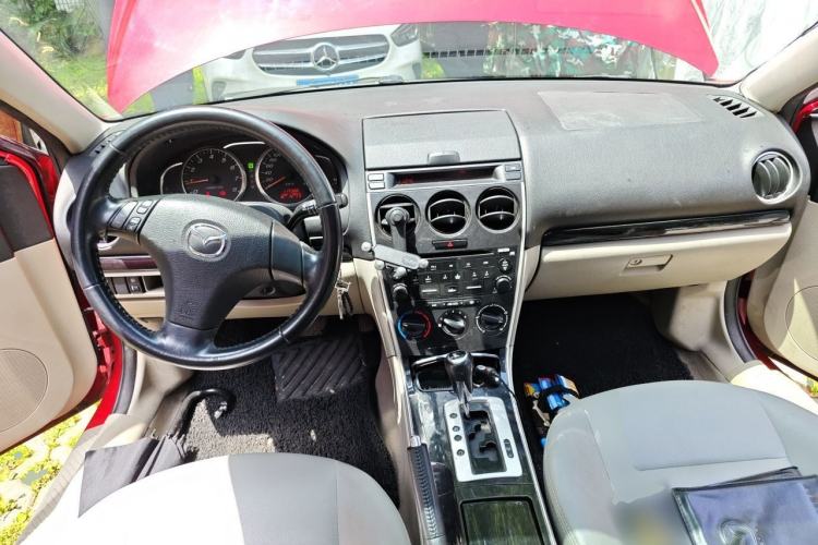 Used Mazda 6 2012 2.0L Automatic Fashion Edition Center Console