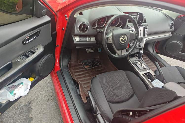 Used Mazda 6 2012 Coupe 2.0L Automatic Elite Edition Driver Seat
