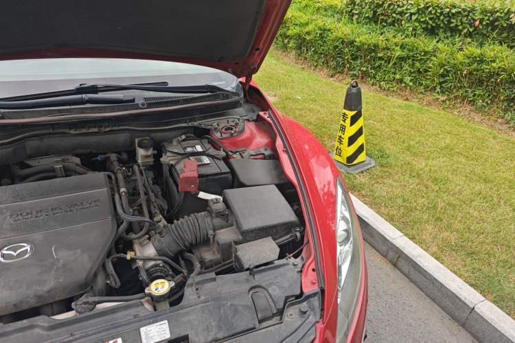 Used Mazda 6 2012 Coupe 2.0L Automatic Elite Edition Engine Bay Left