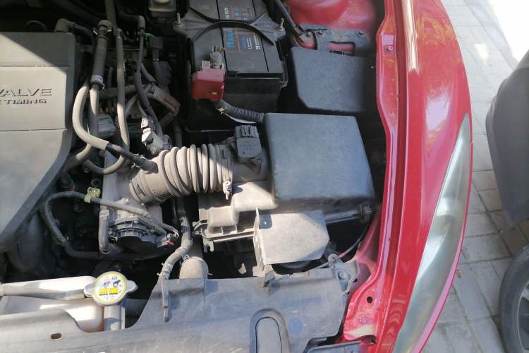 Used Mazda 6 2012 2.0L Automatic Ultra-Luxury Version Engine Bay Left